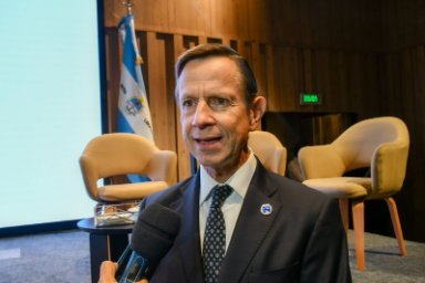ALEJANDRO ANDERSSON: Reconocido neurólogo elogió y respaldó la producción de cannabis medicinal en Corrientes