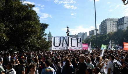 Crece el conflicto universitario: esperan “una marcha masiva” por la demora en la ley de financiamiento