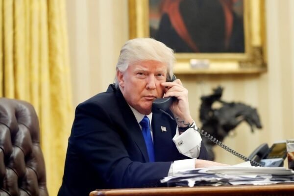 Trump le agradeció al régimen persa la reapertura del Estrecho de Ormuz