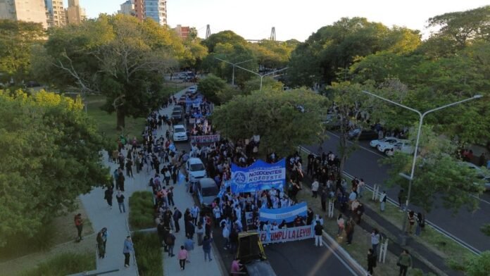 Alto acatamiento al paro universitario en la UNNE