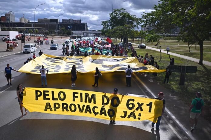 Brasil avanza con la reducción de la jornada laboral