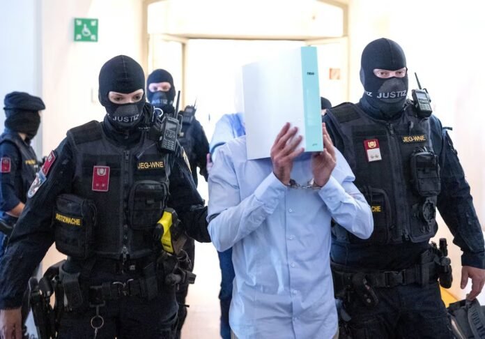 Condenaron a dos jóvenes por planear un ataque yihadista en el concierto de Taylor Swift
