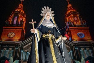 Esquina vive su día de mayor fervor religioso en honor a Santa Rita de Casia