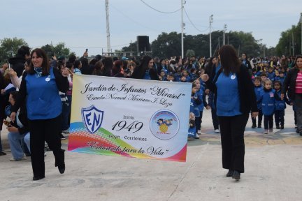 Goya celebró con desfile, el día de la maestra jardinera y los jardines de infantes en homenaje a Rosario Vera Peñaloza
