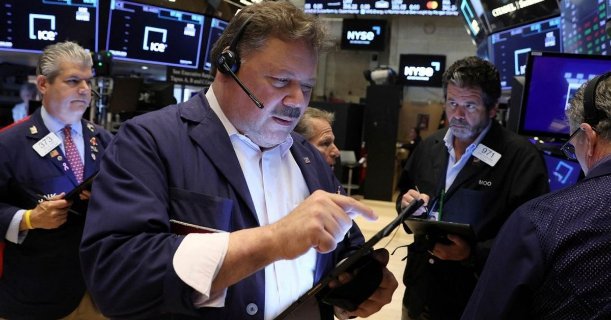 El riesgo país cae hasta los 461 puntos, el valor más bajo en el gobierno de Milei