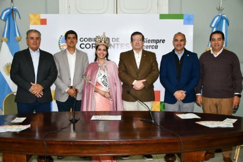 EN CASA DE GOBIERNO: Presentaron la XXI° Fiesta Provincial de la Boga y el Pacú