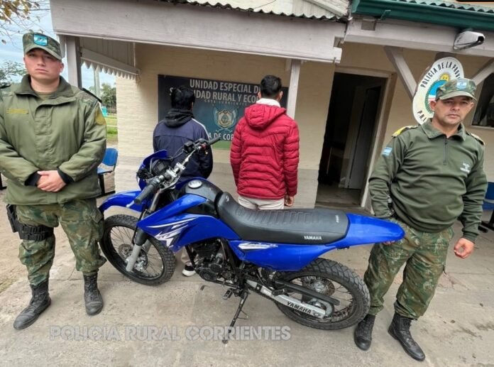 GOYA - POLICÍA RURAL: Recuperan moto robada y aprehenden a dos hombres