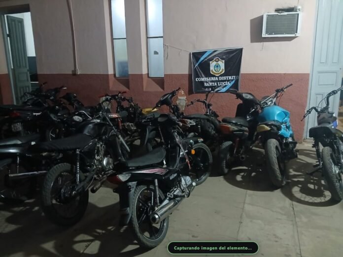 Operativo de la policía terminó con 13 motos secuestradas👌