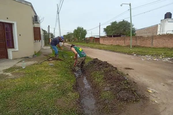 PRODEGO AVANZA CON TAREAS DE RECTIFICACIÓN DE CANALES Y MANTENIMIENTO PLUVIAL EN DISTINTOS SECTORES DE LA CIUDAD